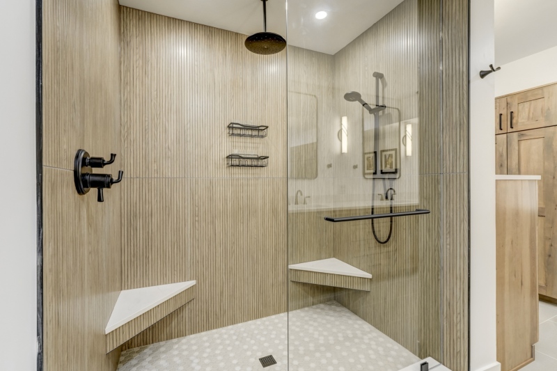 Bathroom-Cenotaph.JPG-2
