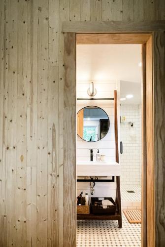 Bathroom-White-Shiplap-Custom-Leaning-Vanity-Wood-Plank-Wall-White-Subway-Tile-Dark-Grout-Mosaic-Floor-Tile-Black-Finishes-Cherokee (1)
