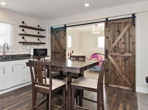 Copy-of-Double-Barn-Doors-Wood-War-Eagle